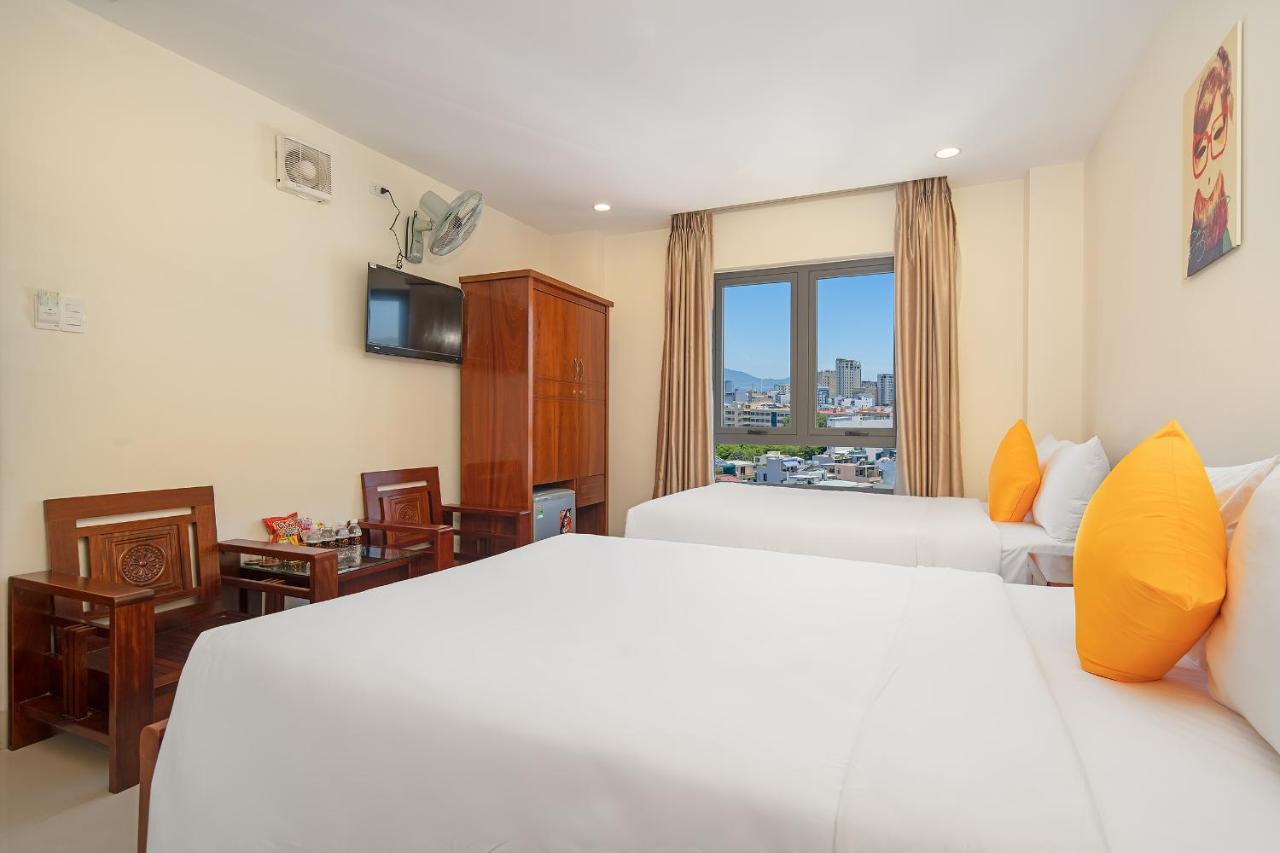 Lotus Rock 05 Hotel Da Nang Bagian luar foto