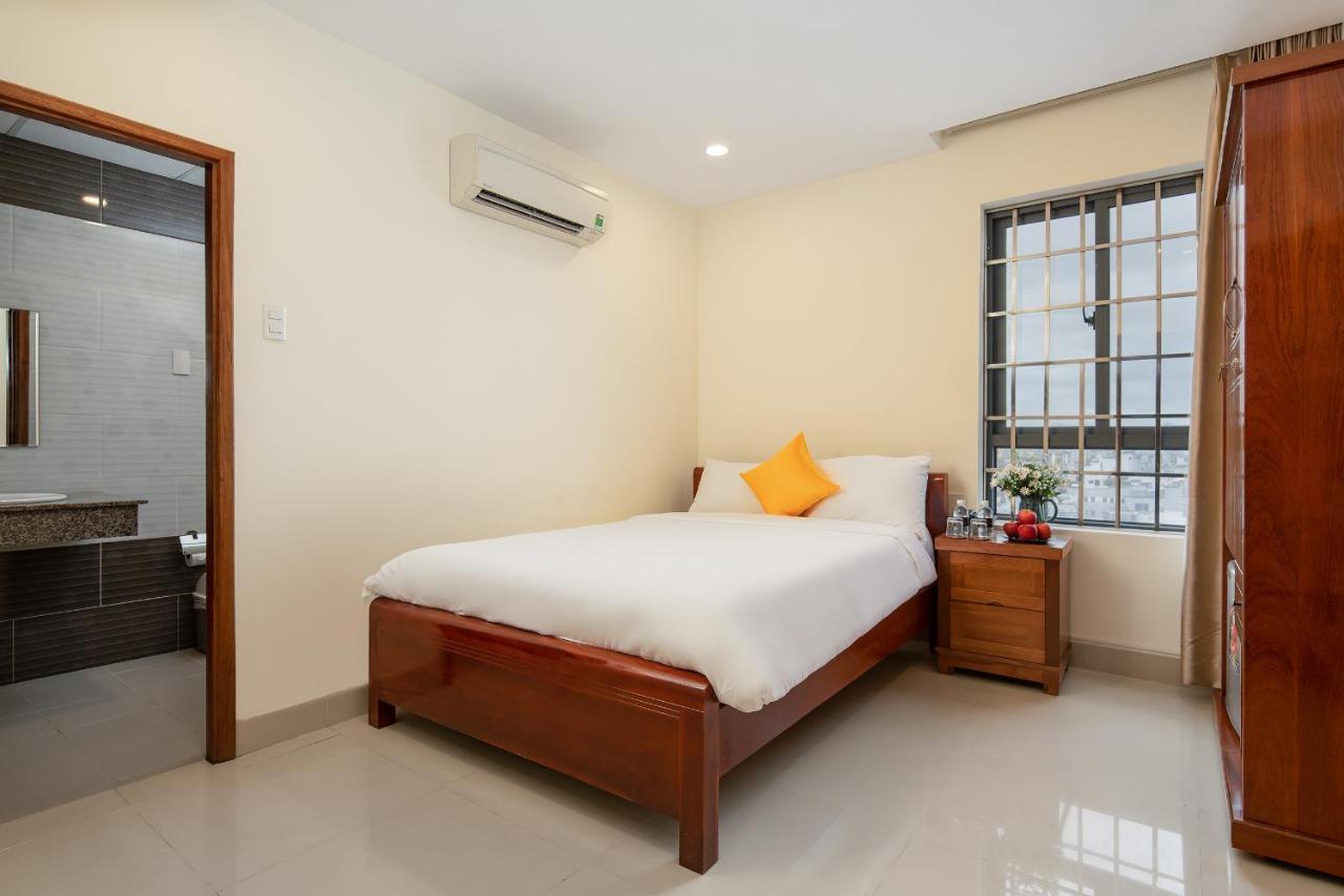 Lotus Rock 05 Hotel Da Nang Bagian luar foto