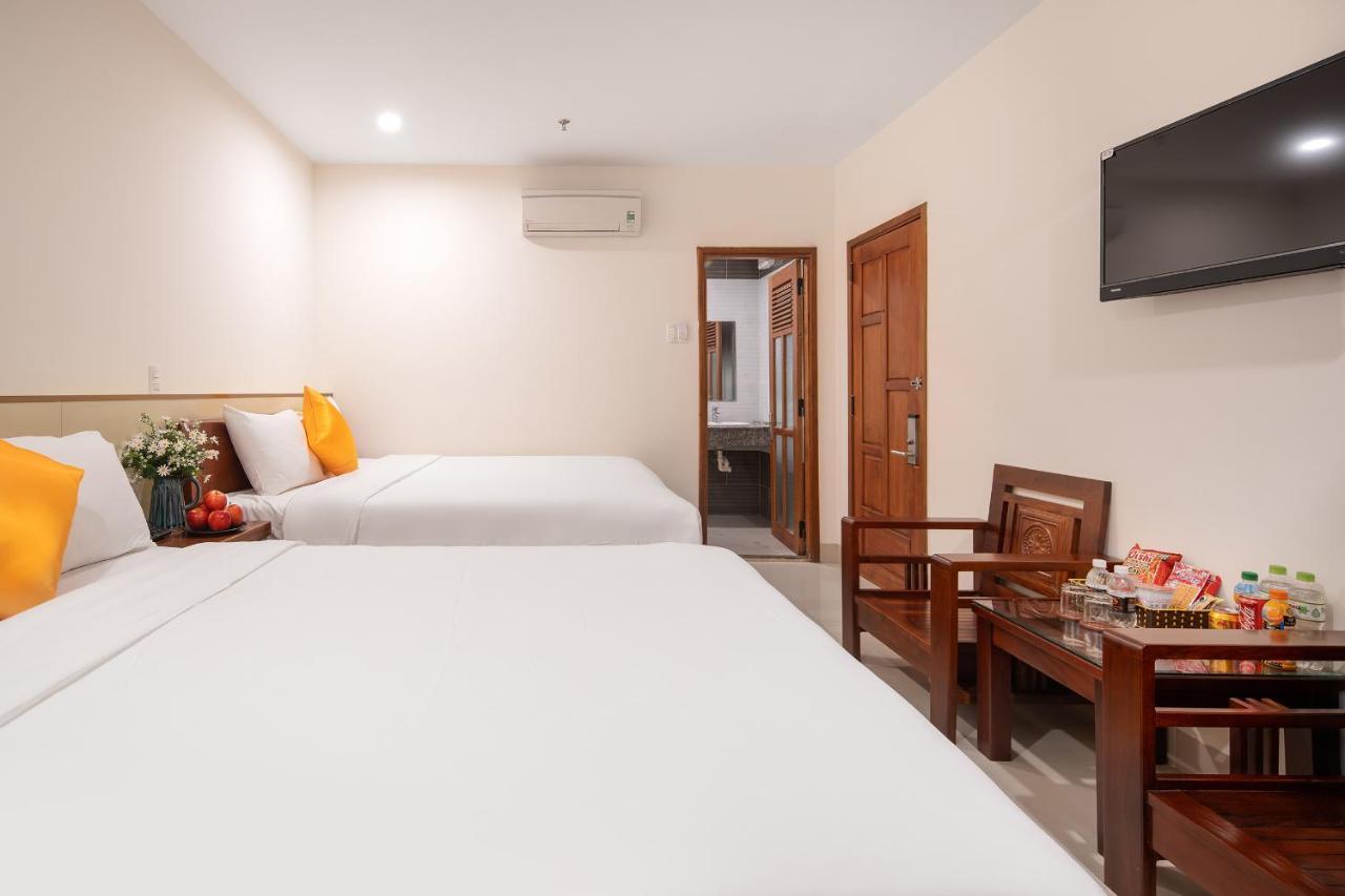 Lotus Rock 05 Hotel Da Nang Bagian luar foto